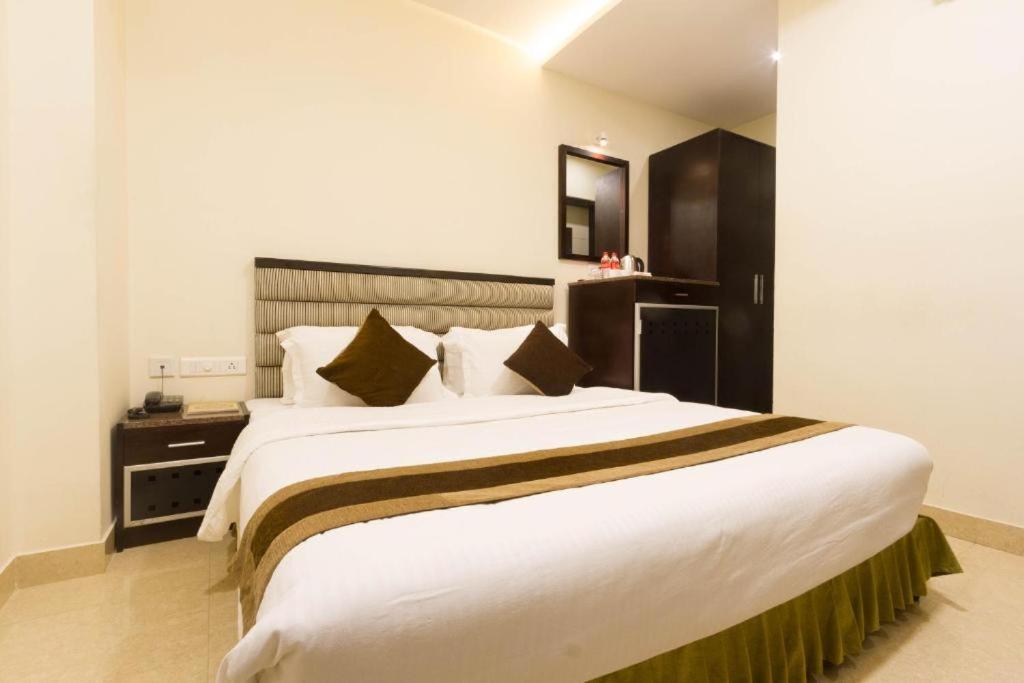 Hotel Southern Residency Kelambakkam Ngoại thất bức ảnh