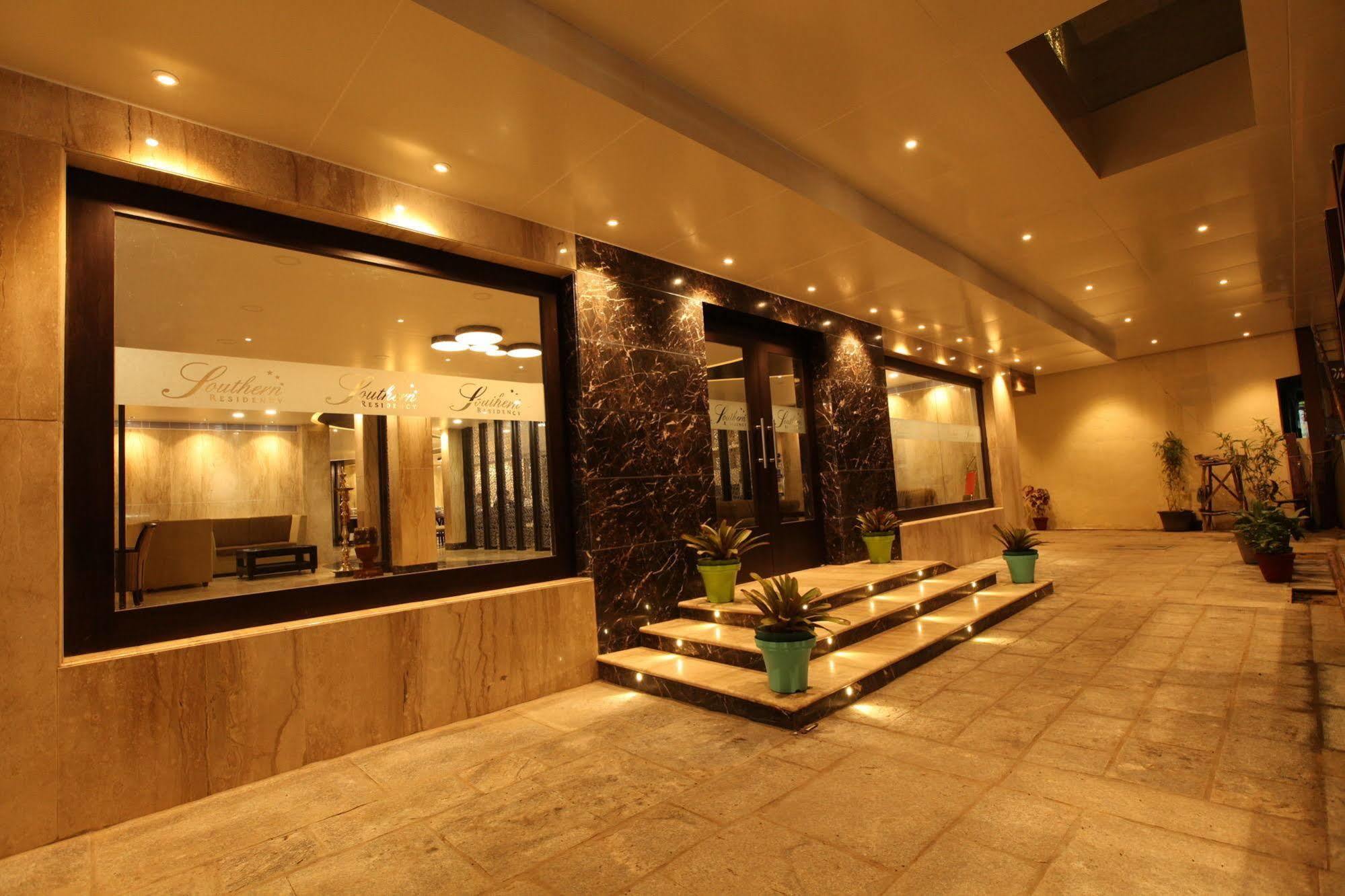 Hotel Southern Residency Kelambakkam Ngoại thất bức ảnh