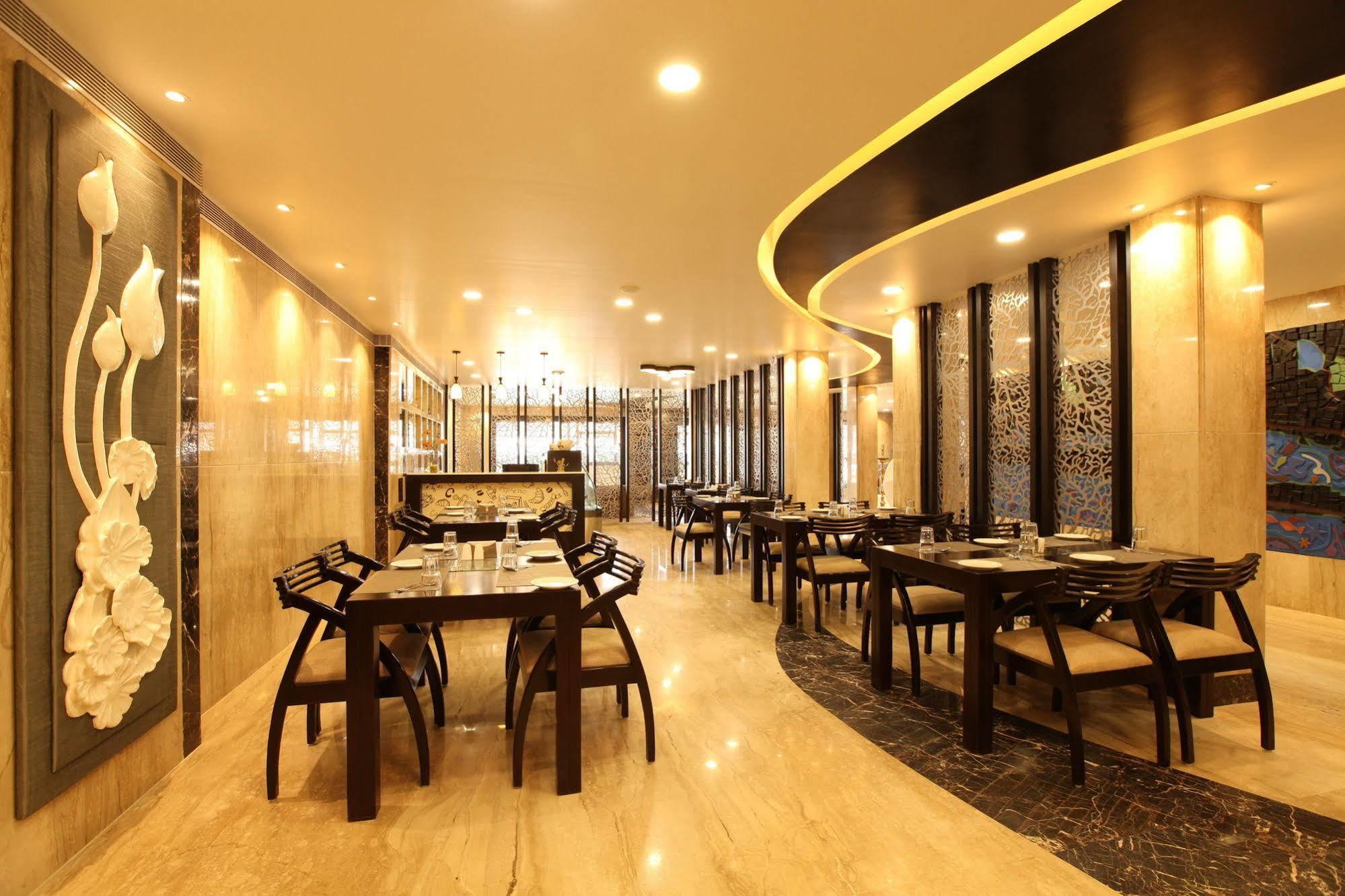Hotel Southern Residency Kelambakkam Ngoại thất bức ảnh